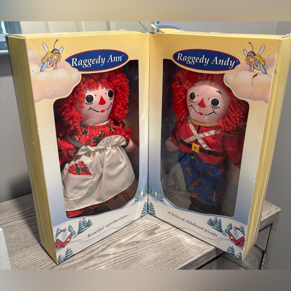 Vintage Raggedy Ann & Andy Dolls Special Holiday 
Edition 1997 By Johnny Gruelle